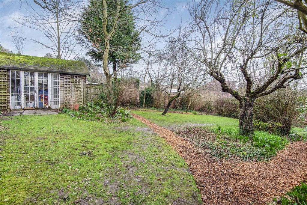 Additional image 22 of 4 bed detached house for saleNorthcourt Avenue, Reading RG2