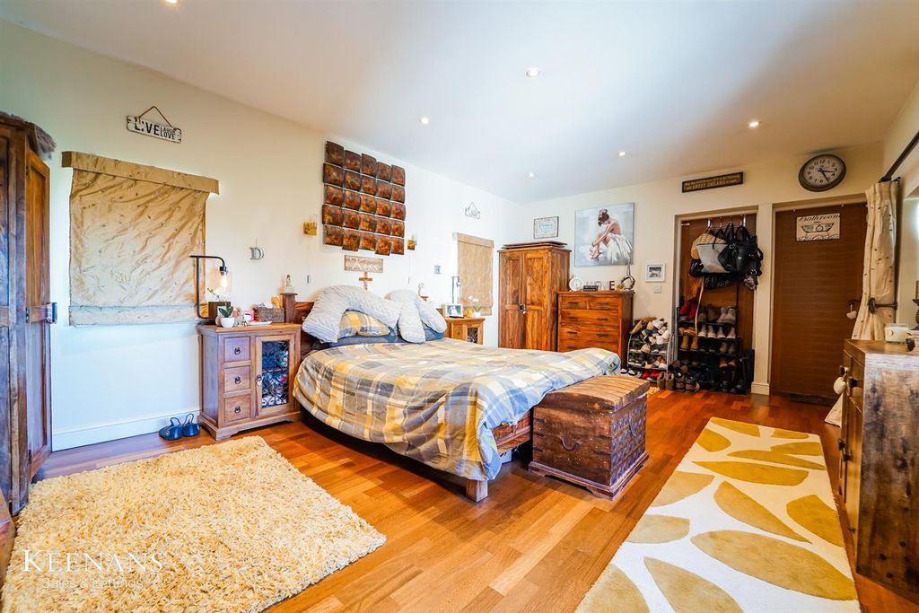 Additional image 30 of 5 bed detached house for saleManchester Road, Barnoldswick BB18