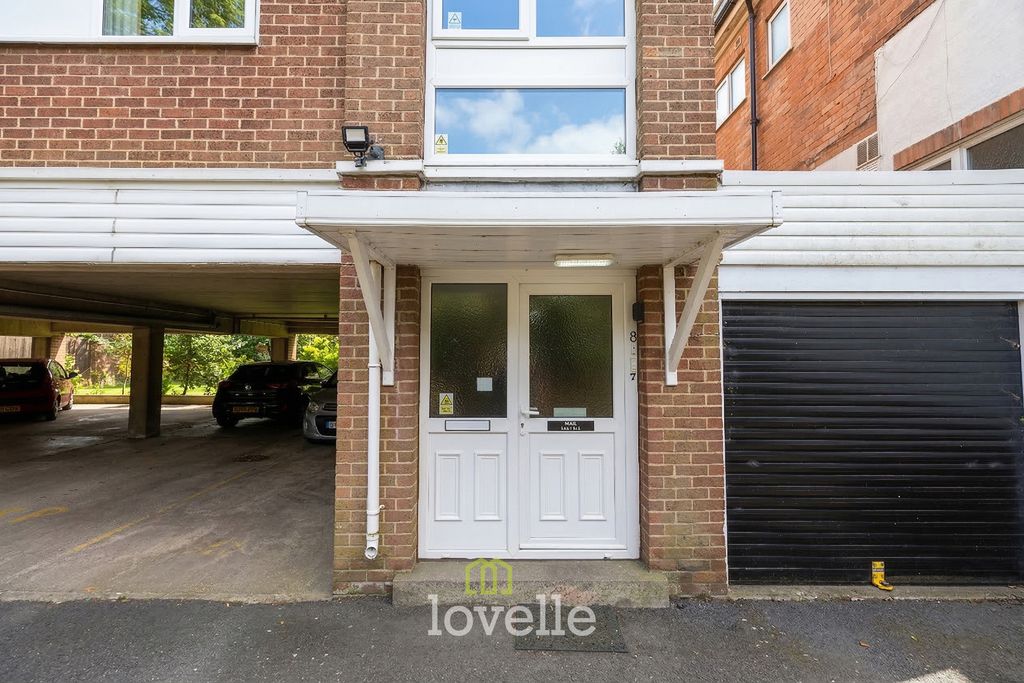 Additional image 18 of 2 bed flat for saleBargate, Grimsby DN34