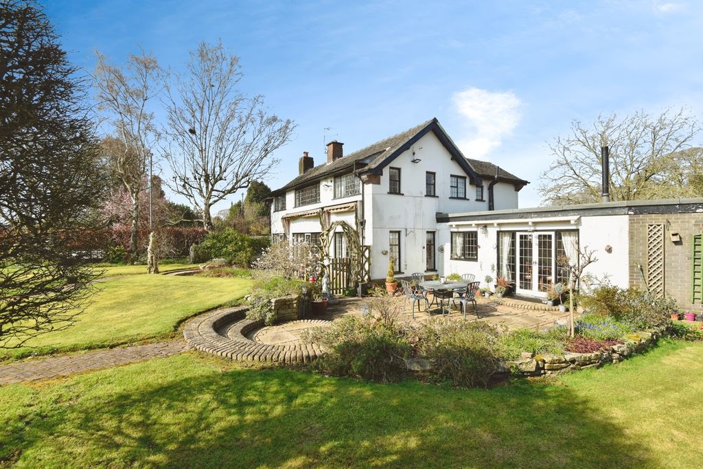 Additional image 15 of 4 bed detached house for saleSeabridge Lane, Newcastle, Staffordshire ST5