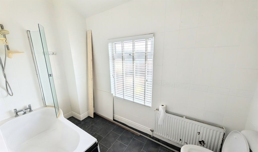 Additional image 10 of 4 bed semi-detached house for saleWoodchurch Lane, Birkenhead CH42