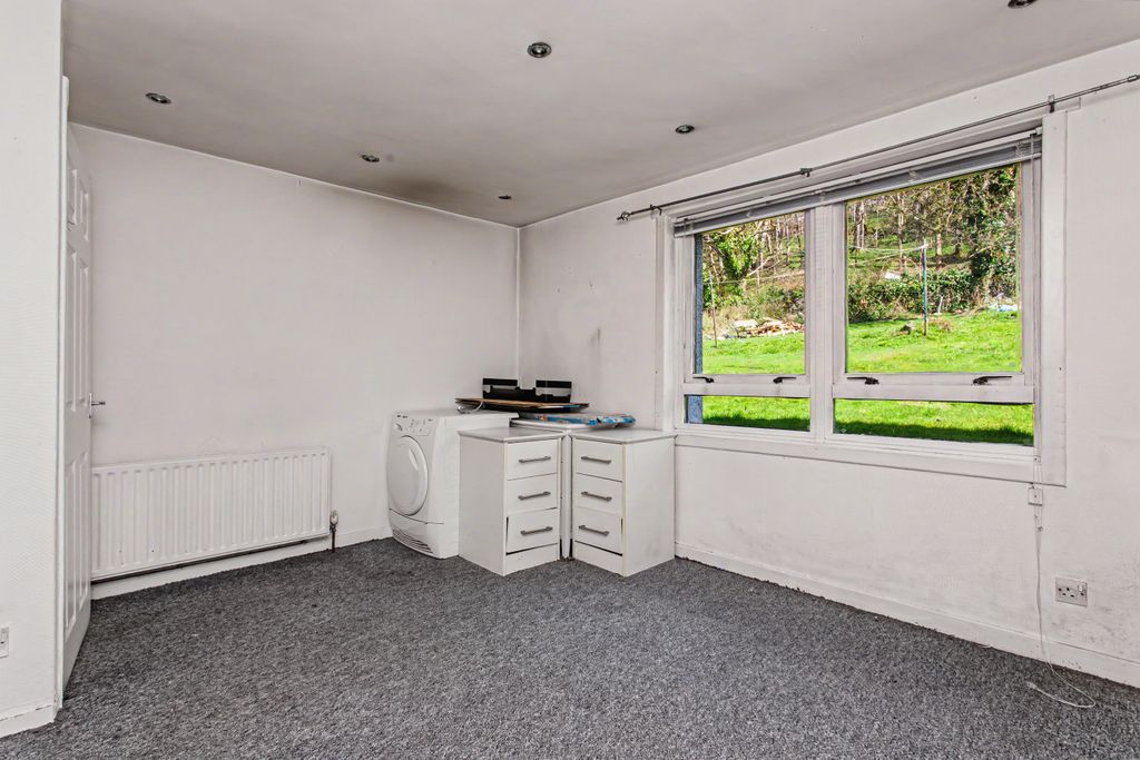 Additional image 6 of 2 bed flat for sale9B, Fulton Crescent, Kilbarchan PA10