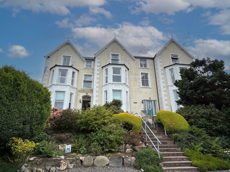 1 bed flat for saleFernbrook Road, Penmaenmawr LL34