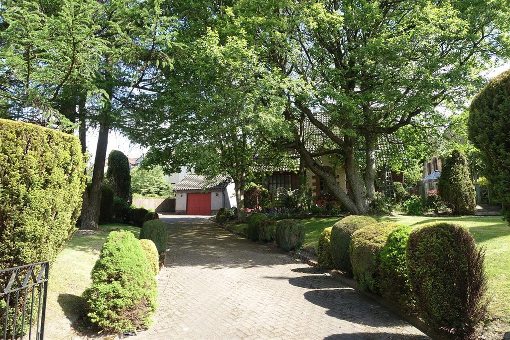 Additional image 4 of 4 bed detached house for saleMarjoribanks Street, Bathgate EH48