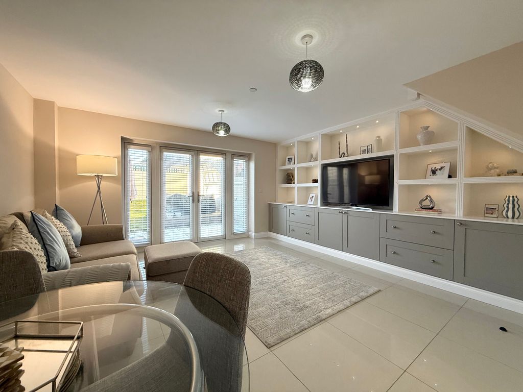 Additional image 6 of 4 bed semi-detached house for saleY Dolydd, Cwmdare, Aberdare CF44