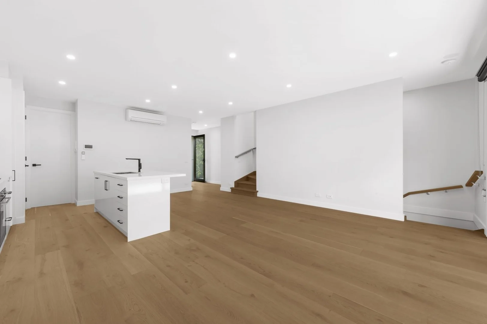 Additional image 2 of 2/18 Champion Street, Doncaster East VIC 3109