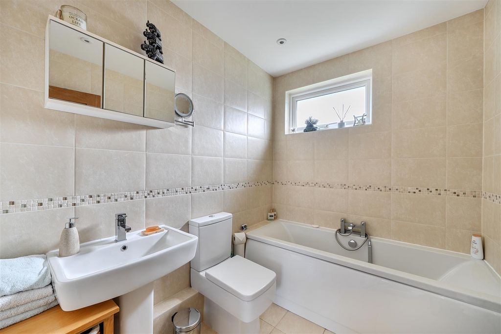 Additional image 8 of 3 bed detached bungalow for saleBushey Shaw, Ashtead KT21