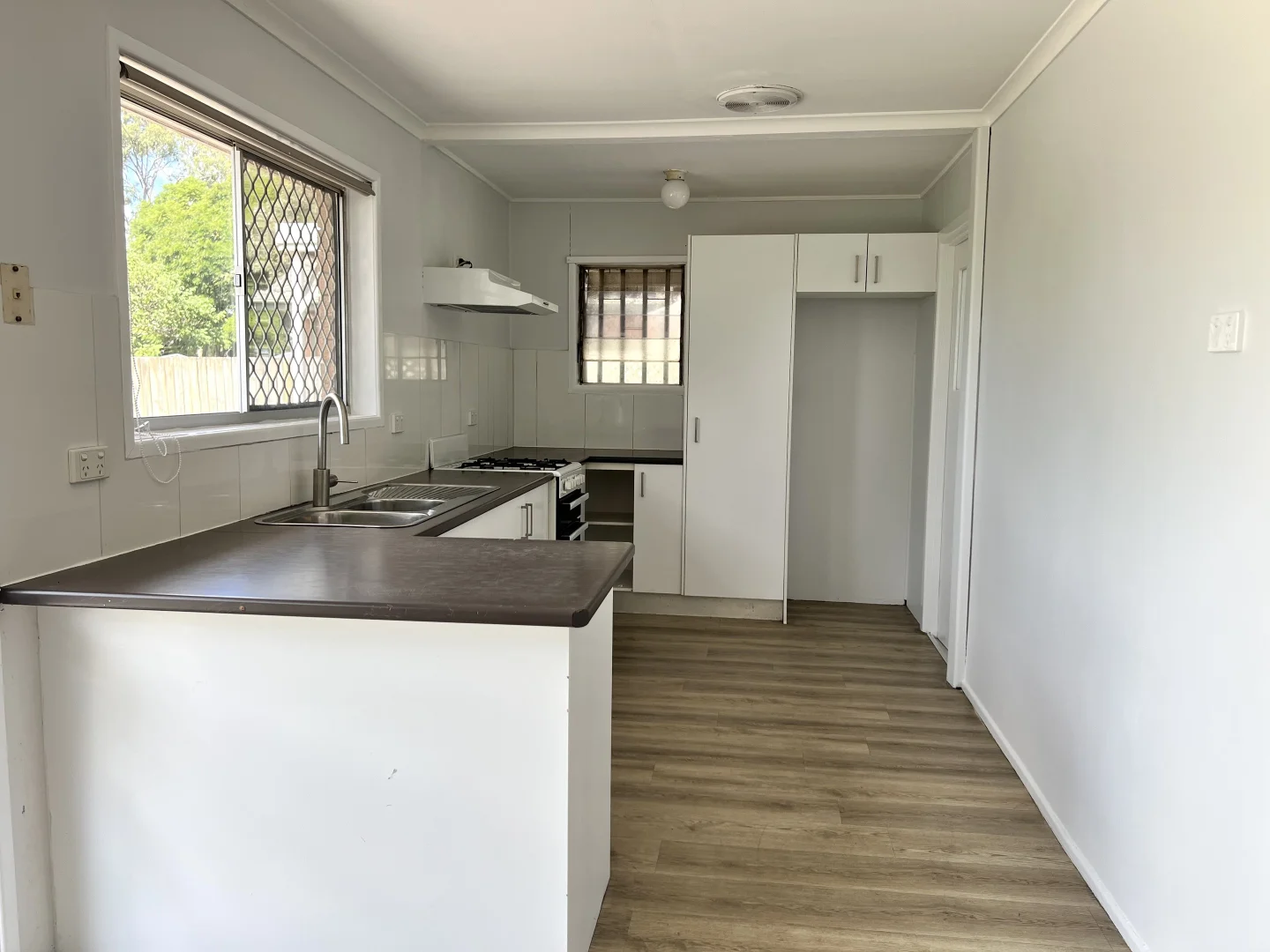 Additional image 2 of 19 King Street, Slacks Creek QLD 4127