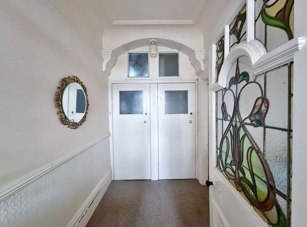 Additional image 7 of 2 bed flat for saleBidston Avenue, Birkenhead CH41