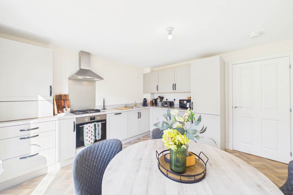Additional image 5 of 3 bed semi-detached house for saleLambourne Crescent, Coatbridge ML5