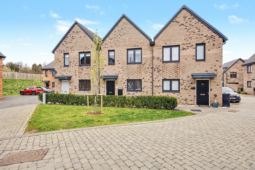Additional image 3 of 3 bed terraced house for saleSawmill Mews, Tapton, Chesterfield S41