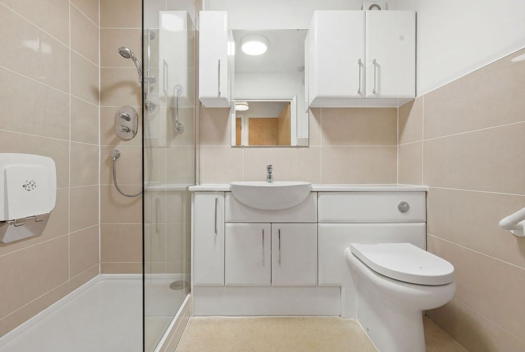 Additional image 4 of 1 bed flat for saleSuffolk Place, Woodbridge IP12