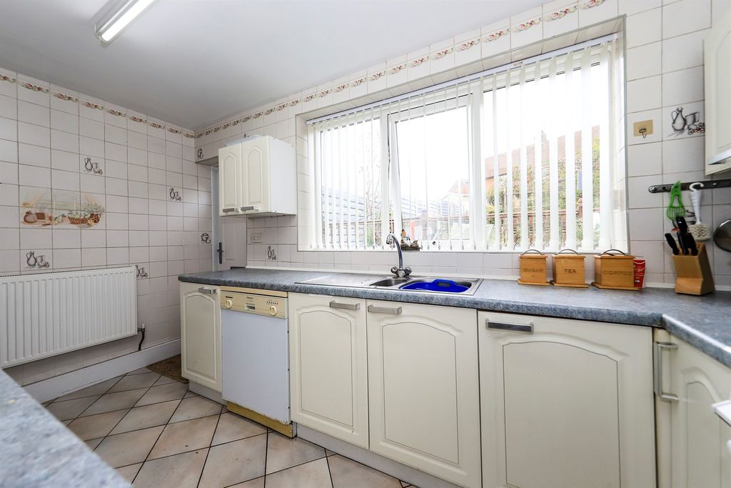 Additional image 5 of 3 bed detached bungalow for saleRounds Road, Coseley, Bilston WV14