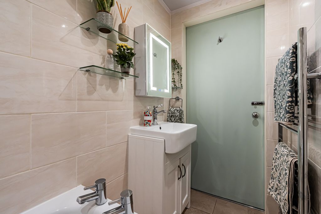 Additional image 11 of 1 bed flat for sale1/5 Dundas Street, Edinburgh EH3