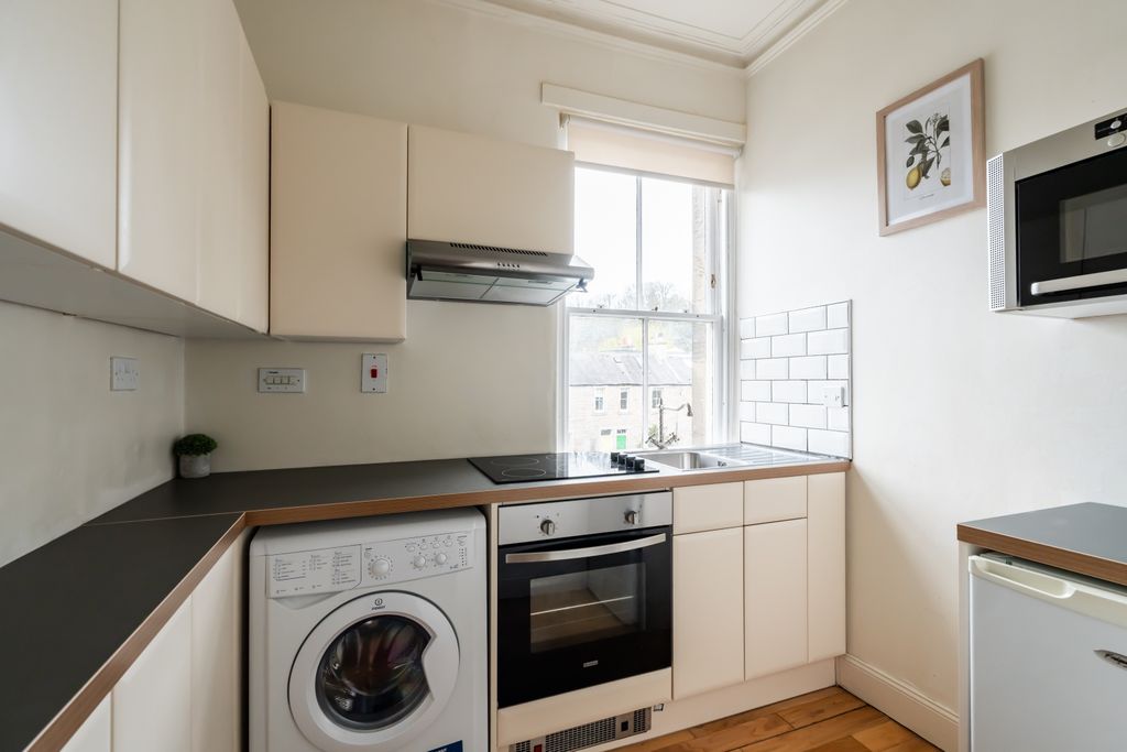 Additional image 4 of 1 bed flat for sale50 1F1 Spylaw Street, Edinburgh EH13