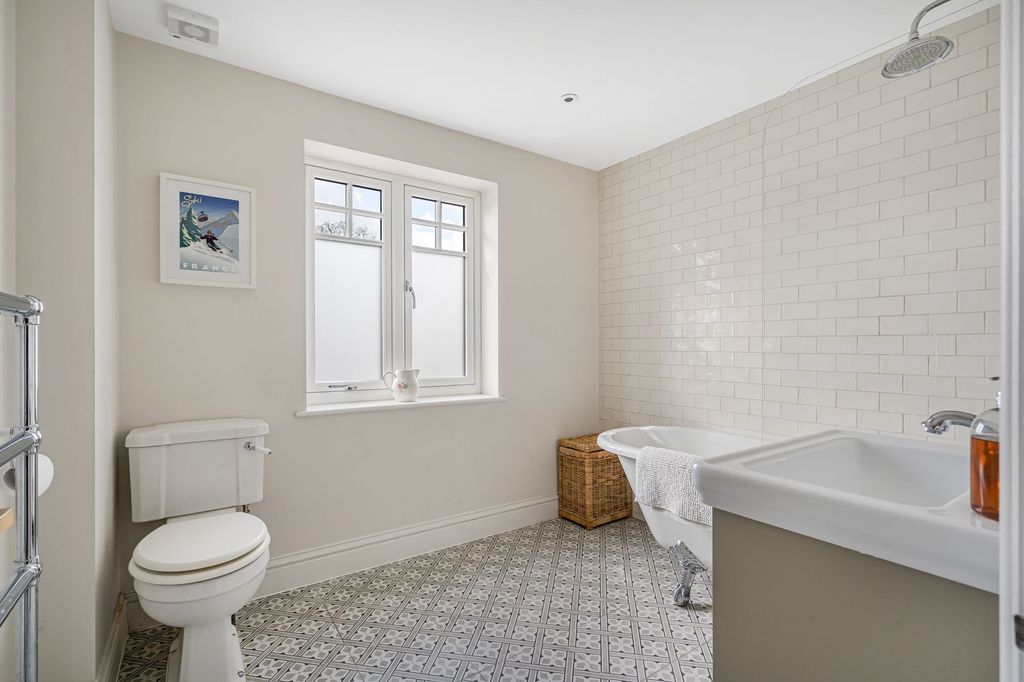 Additional image 22 of 5 bed detached house for saleHarriotts Lane, Ashtead KT21