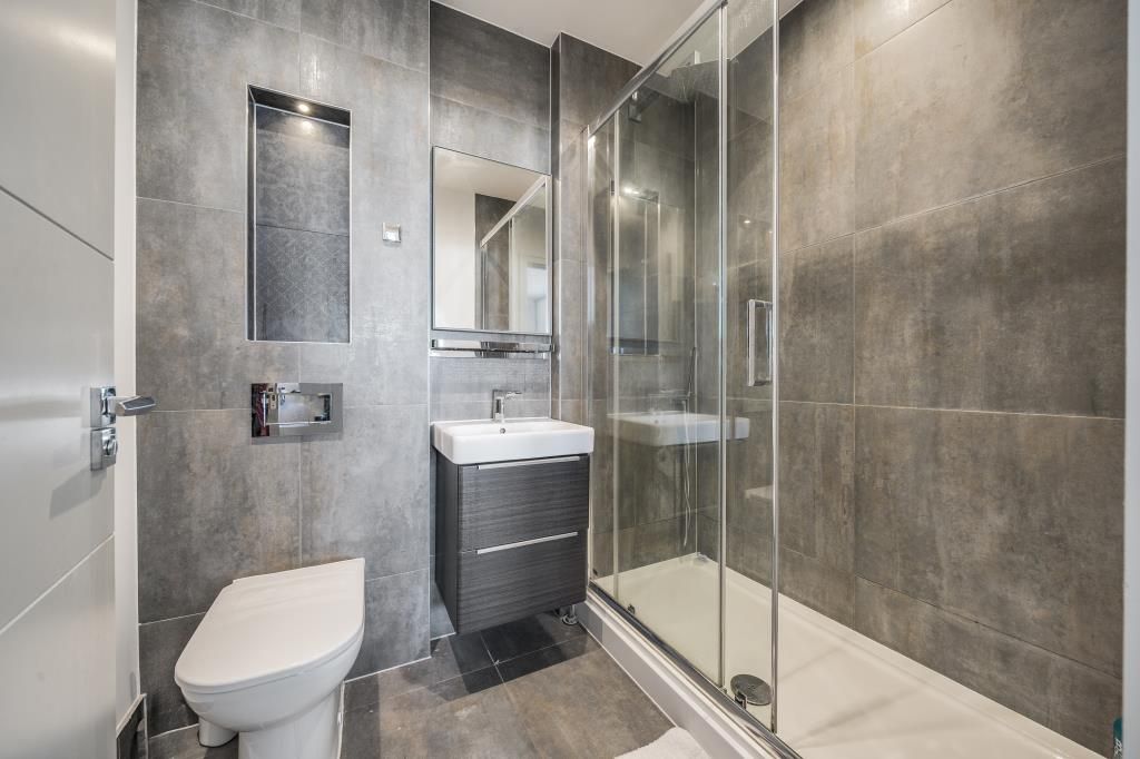 Additional image 14 of 3 bed flat for saleGreen Park Village, Reading, Berkshire RG2