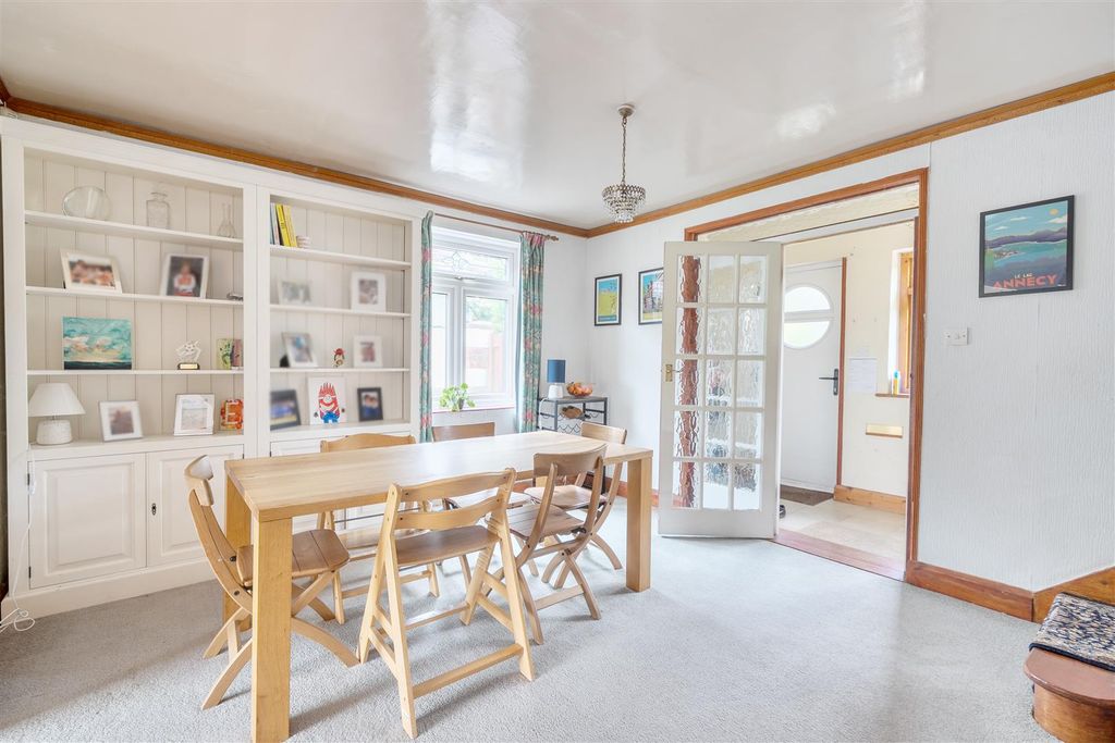 Additional image 12 of 4 bed detached house for saleWest Farm Avenue, Ashtead KT21