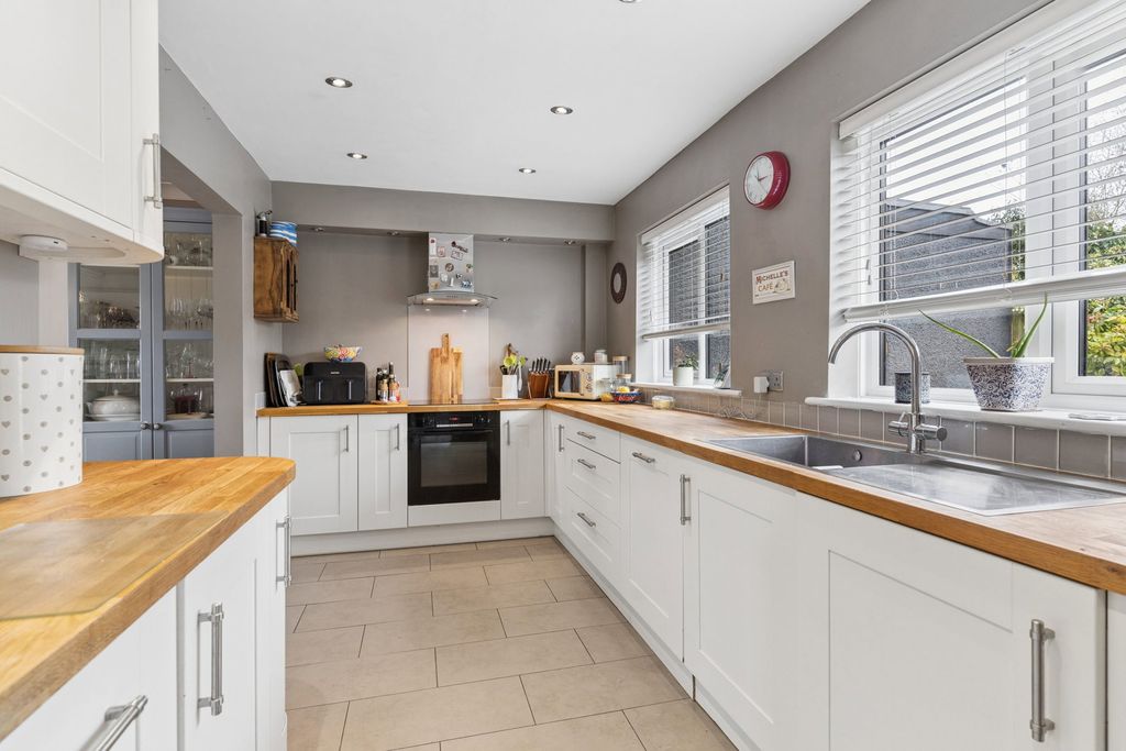 Additional image 3 of 3 bed terraced house for saleWeston Way, Baldock SG7
