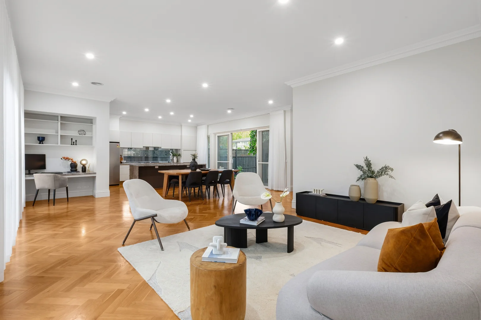 Additional image 2 of 37 Carlyle Way, Malvern East VIC 3145