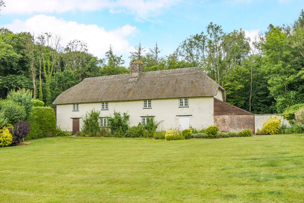 Additional image 4 of 4 bed detached house for saleWinterborne Kingston, Blandford Forum, Dorset DT11