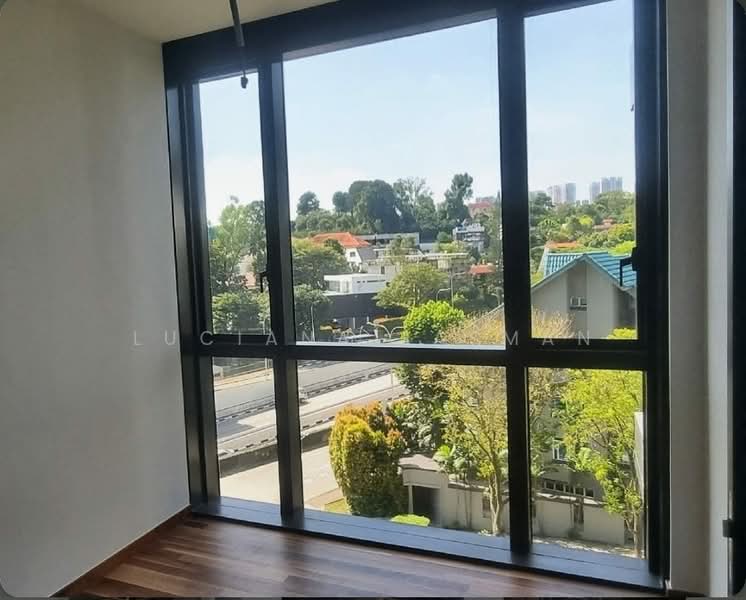 89 Holland Road photo 3