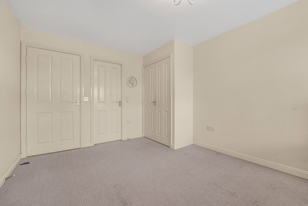 Additional image 14 of 2 bed flat for salePark Street, Bridgend CF31