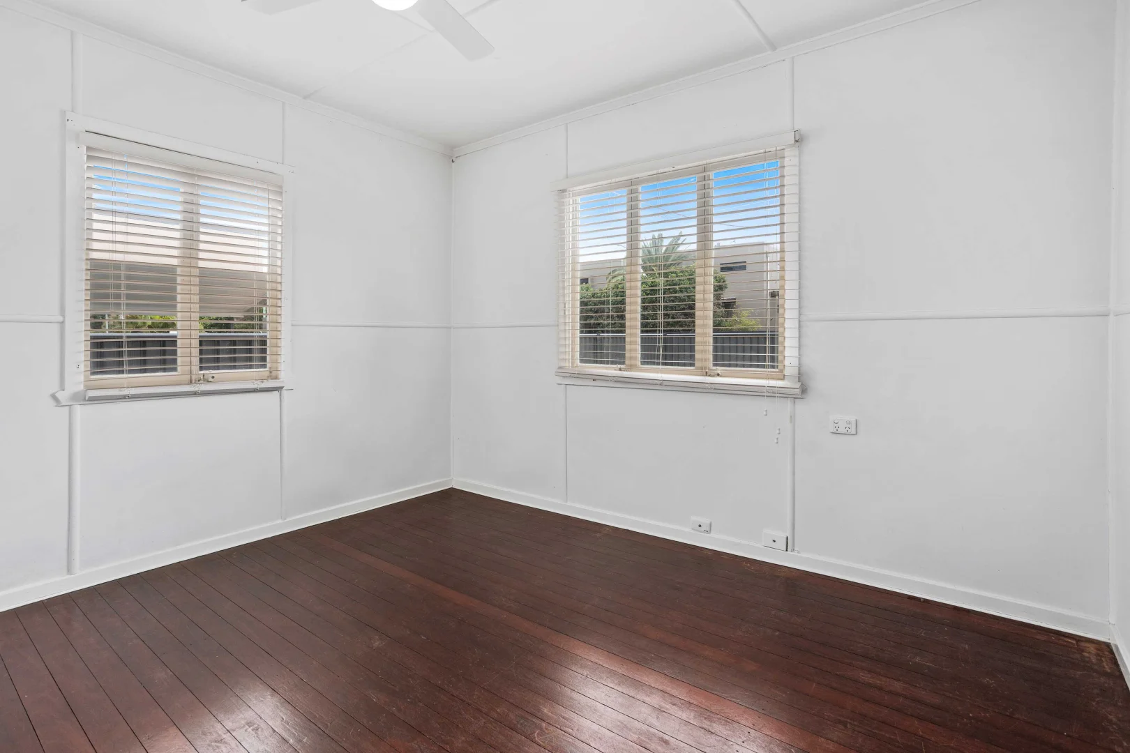 Additional image 5 of 44A Christine Avenue, Miami QLD 4220