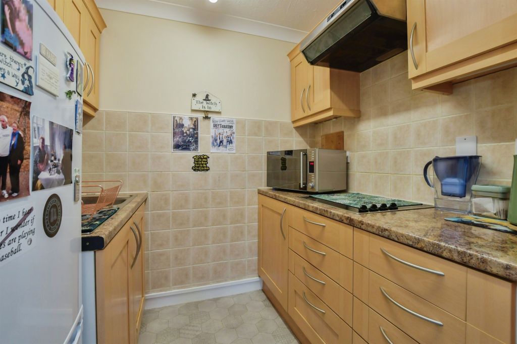 Additional image 5 of 1 bed flat for saleWhite Cliff Mill St, Blandford Forum DT11