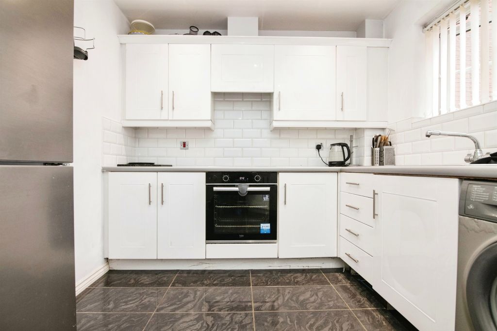 Additional image 10 of 2 bed flat for saleSannders Crescent, Tipton DY4