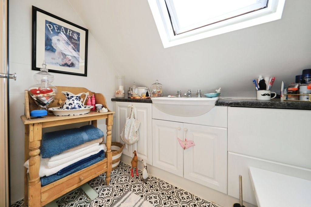 Additional image 16 of 2 bed town house for saleMill Street, Bridgnorth WV15
