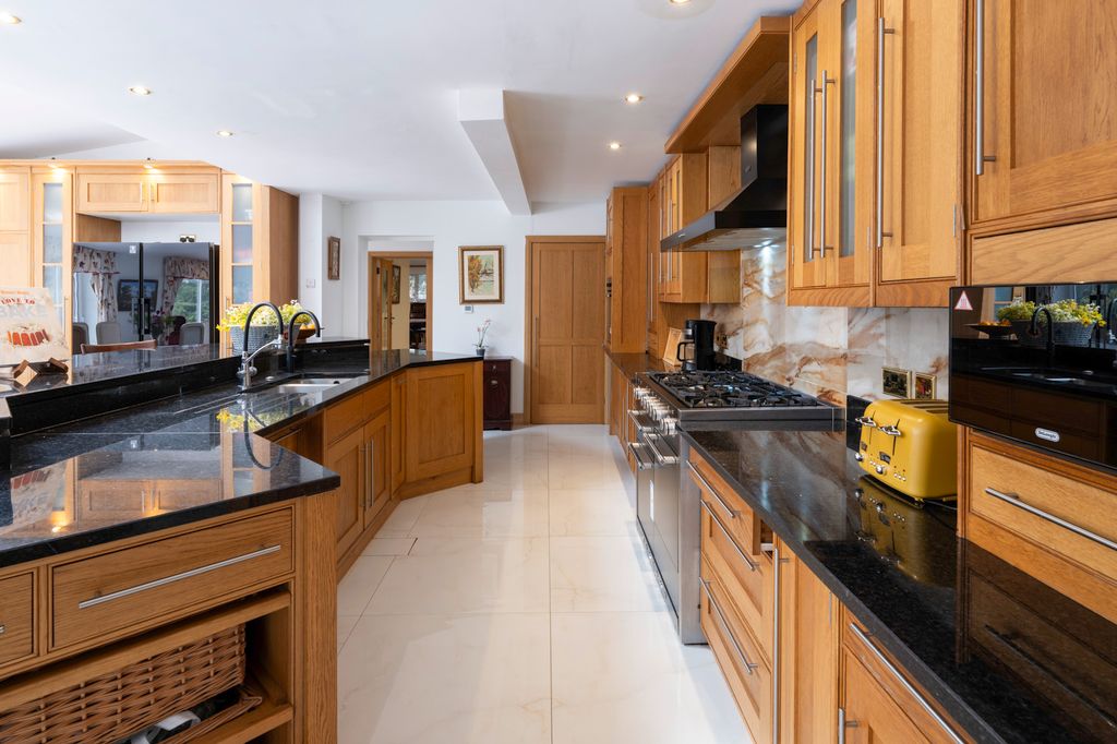Additional image 6 of 8 bed detached house for saleForest Road, Bracknell RG42