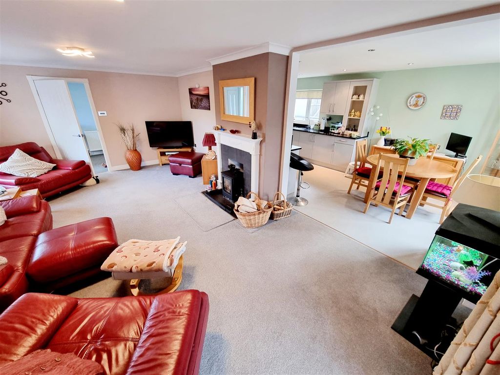 Additional image 6 of 3 bed detached bungalow for saleHomefield Park, Bodmin PL31