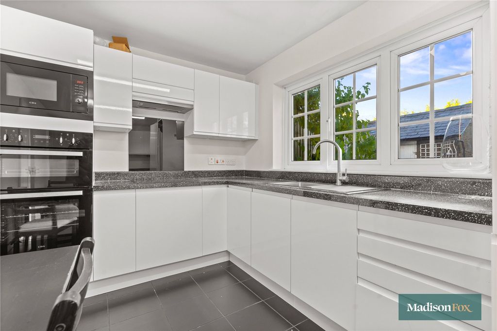 Additional image 5 of 2 bed end terrace house for saleForest Road, Ilford IG6