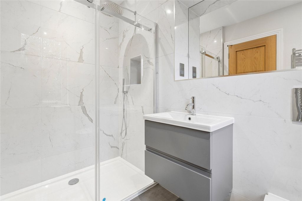 Additional image 20 of 5 bed detached house for saleThe Old Nursery, Hedsor Road, Bourne End, Buckinghamshire SL8