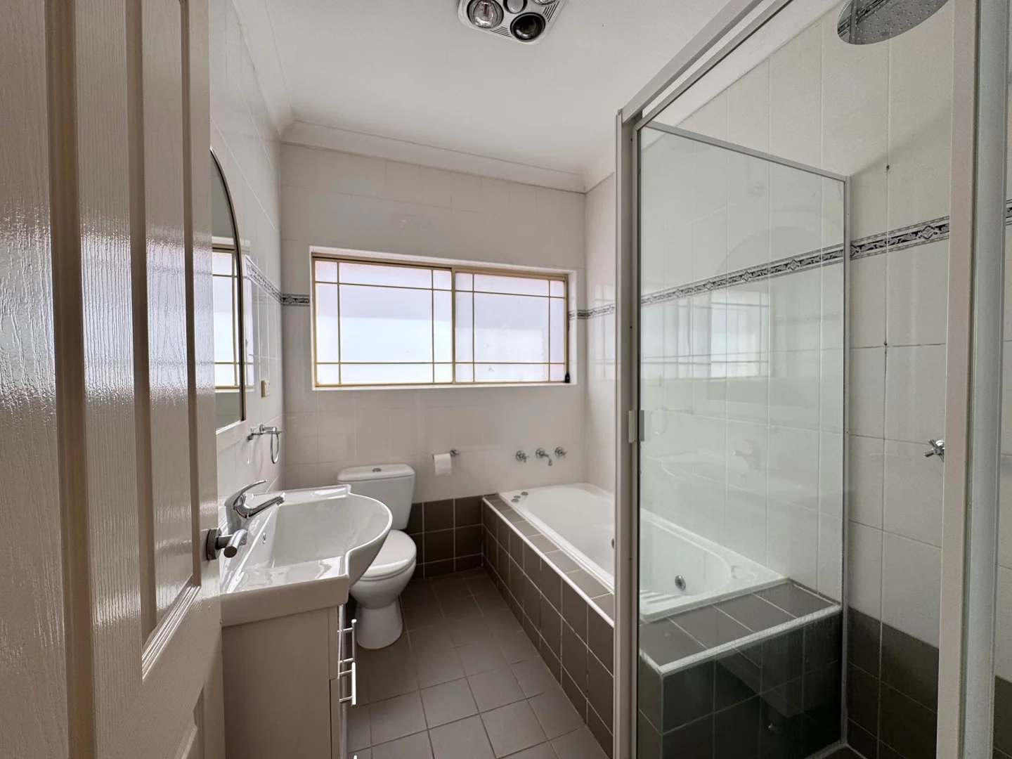 2/24A Preddys Road, Bexley NSW 2207 photo 3
