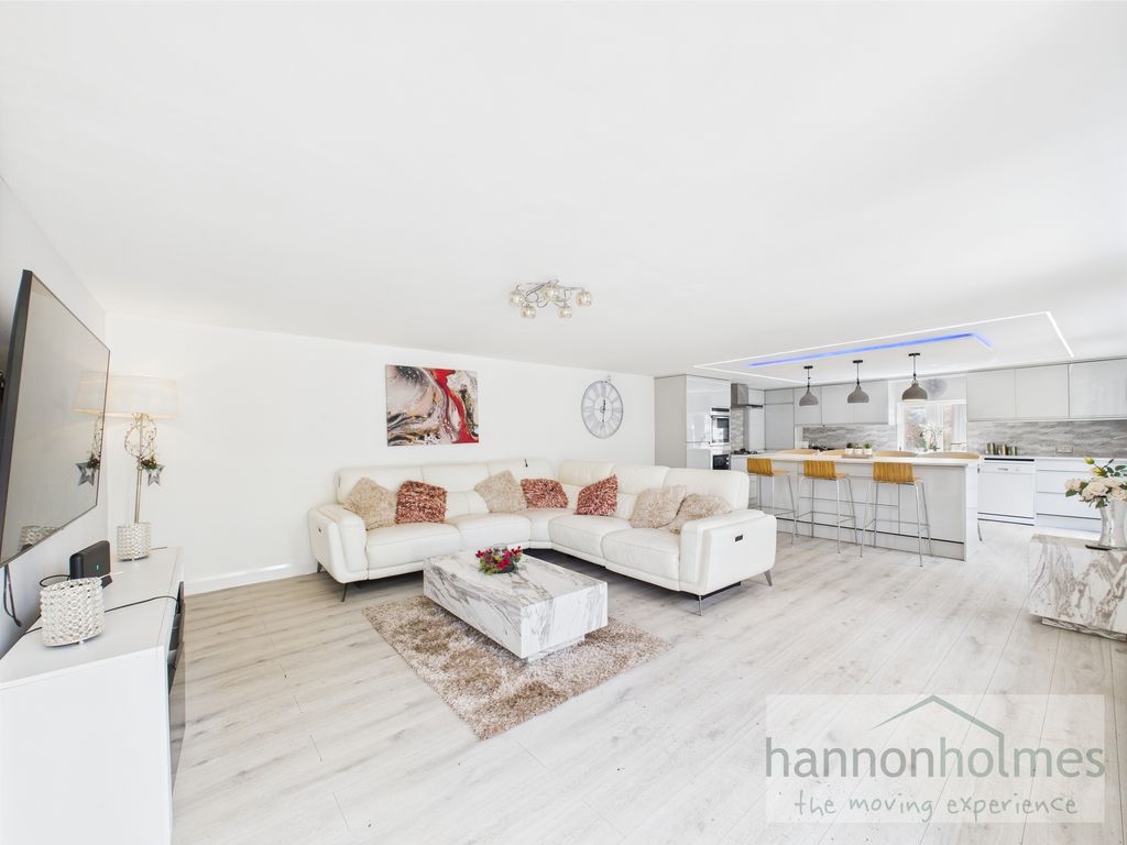 Additional image 10 of 6 bed semi-detached house for saleLadyshore Road, Little Lever, Bolton BL3