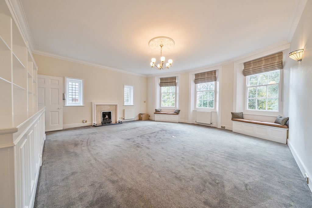 Additional image 3 of 3 bed flat for saleMavelstone Road, Bromley BR1