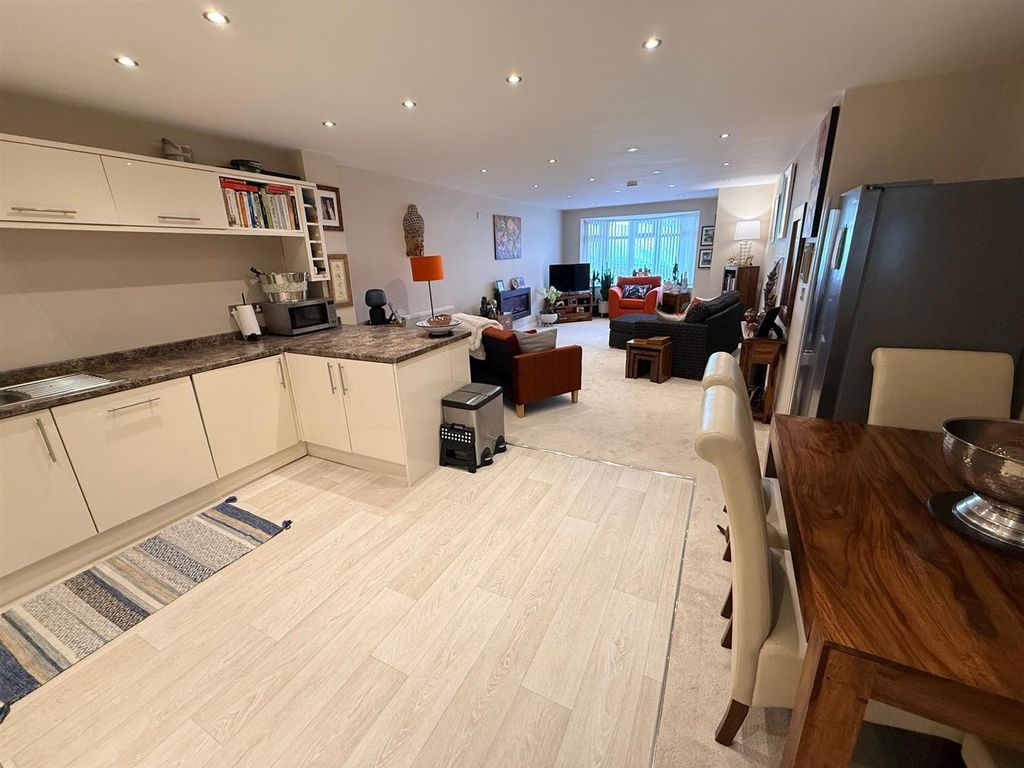 Additional image 5 of 1 bed flat for saleEnville Road, Kinver, Stourbridge DY7