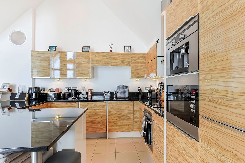 Additional image 18 of 3 bed flat for saleHoneycombe Chine, Boscombe, Bournemouth BH5