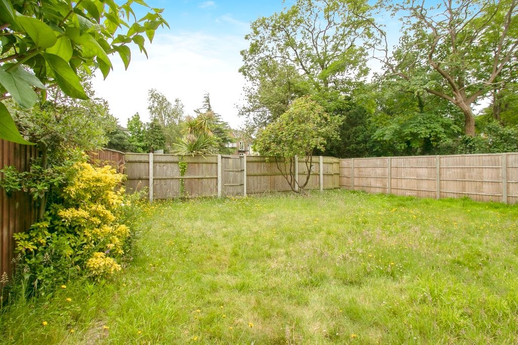 Additional image 9 of 3 bed flat for saleWimborne Road, Bournemouth, Dorset BH2