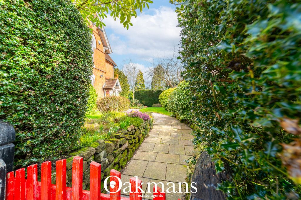 Additional image 3 of 3 bed detached house for saleStourbridge Road, Bromsgrove, Worcestershire B61
