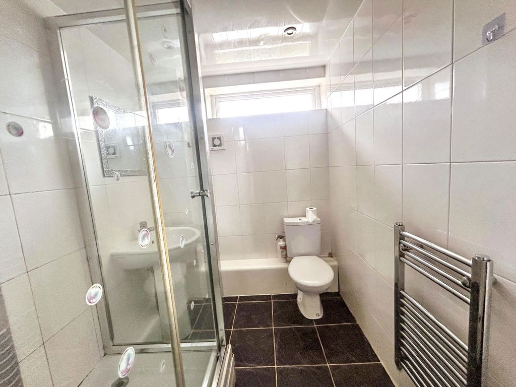 Additional image 7 of 2 bed flat for saleDruridge Drive, Blyth NE24