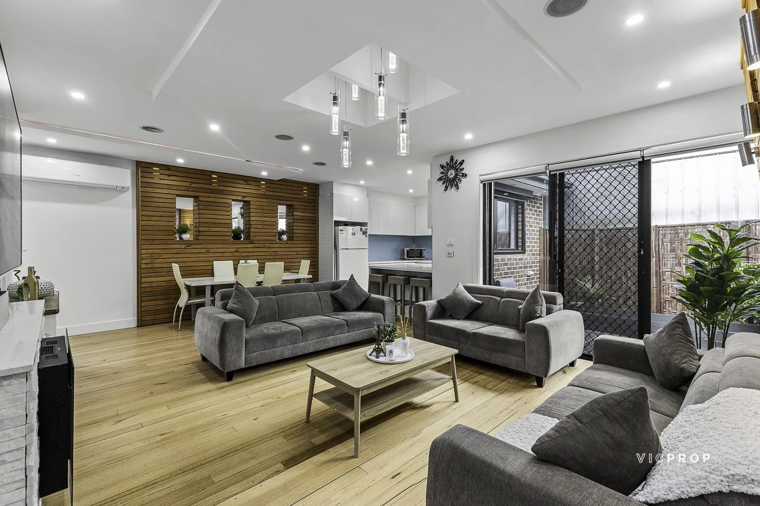 Additional image 5 of 2/21 Lowson Street, Fawkner VIC 3060