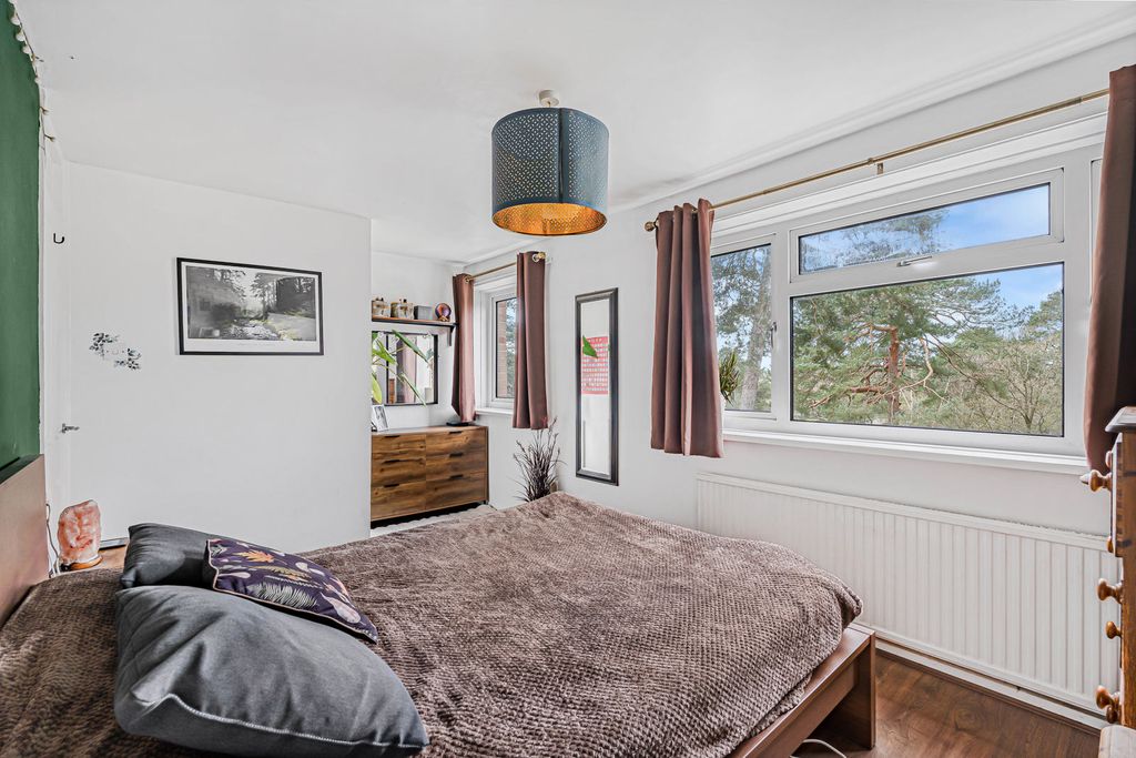 Additional image 12 of 2 bed maisonette for saleKildare Close, Bordon, Hampshire GU35