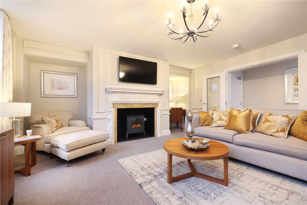 Additional image 2 of 2 bed flat for saleHall Garden, Binfield, Bracknell RG42