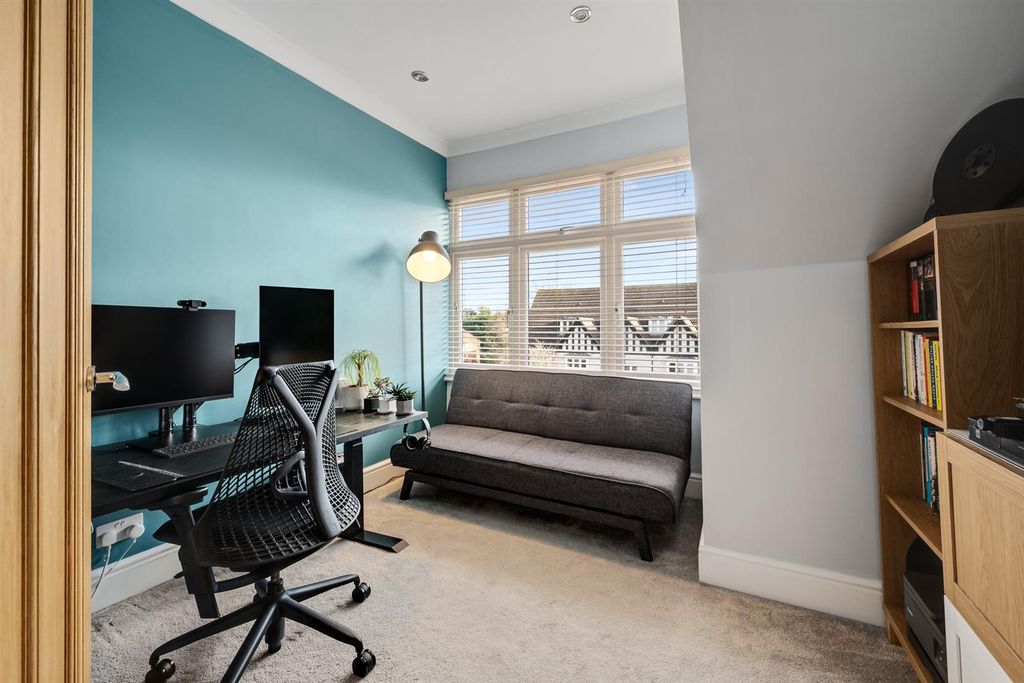 Additional image 20 of 3 bed flat for saleHomefield Road, Bromley BR1