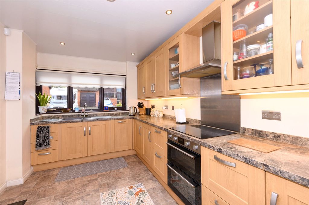 Additional image 2 of 3 bed bungalow for saleCraw Park, Brampton, Cumbria CA8