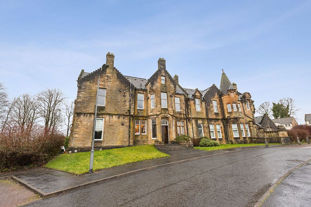 2 bed flat for saleRedheugh Court, Kilbirnie KA25