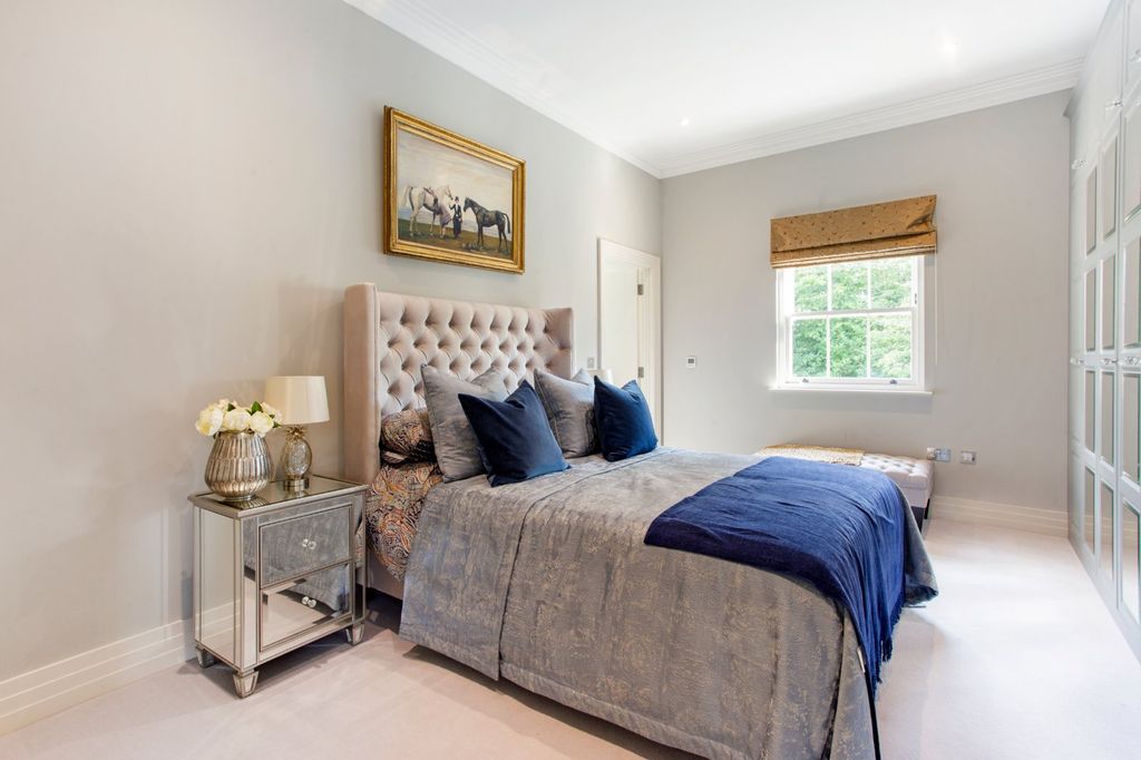 Additional image 15 of 5 bed detached house for saleHawthorn Hill, Warfield, Bracknell, Berkshire RG42